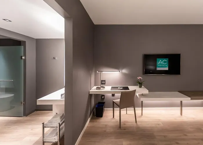 Ac Worth Downtown Hotel 4*