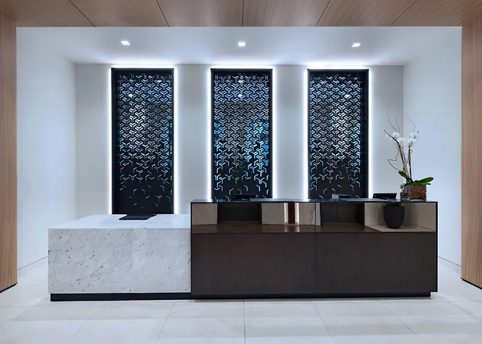 Ac Worth Downtown Hotel