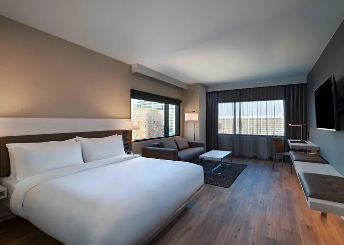 Ac Worth Downtown 4*