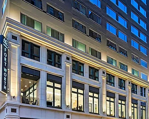 Ac Worth Downtown Hotel 4*